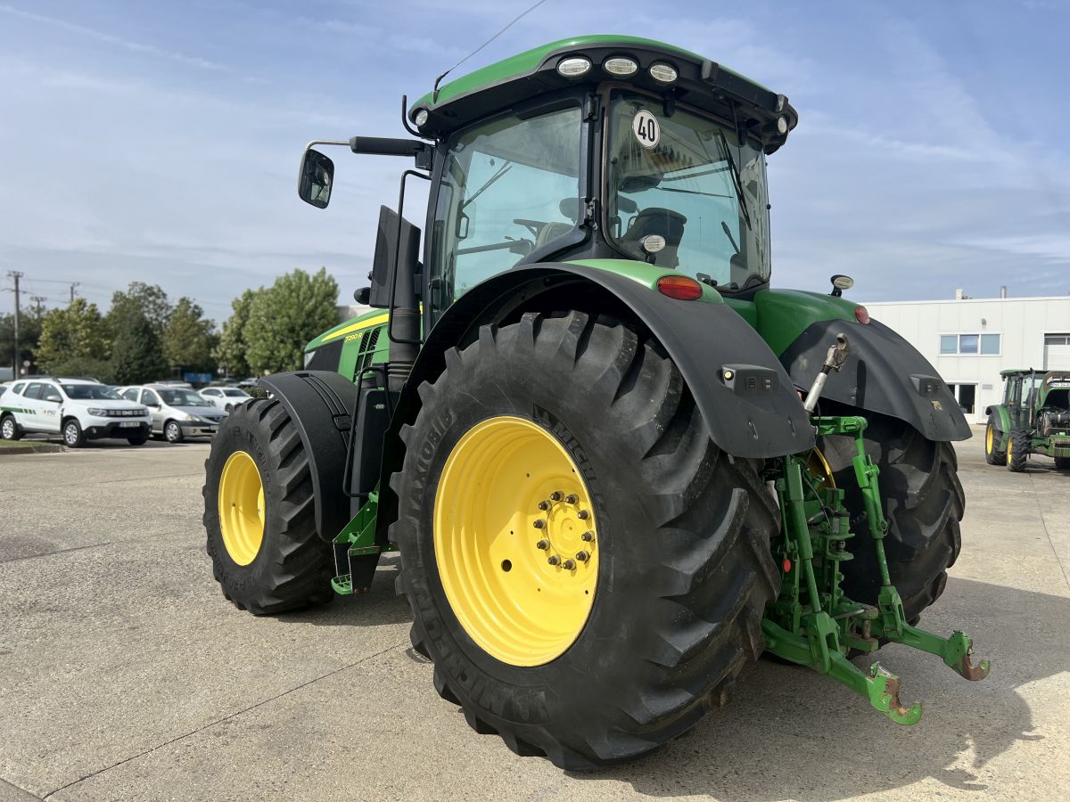 John Deere 7290R