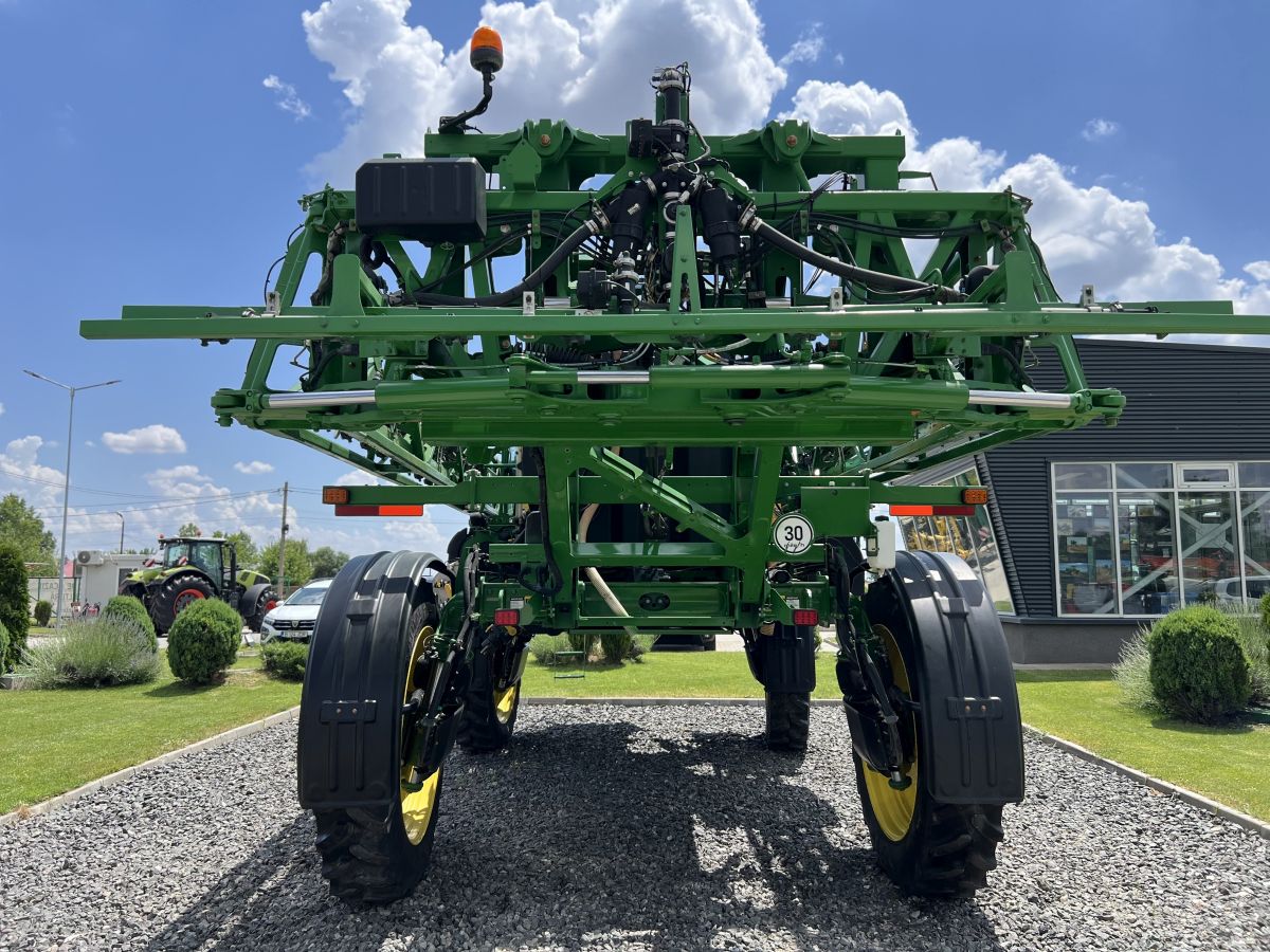 Sprayer John Deere R4030