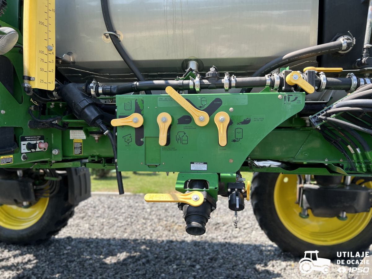 Sprayer John Deere R4030