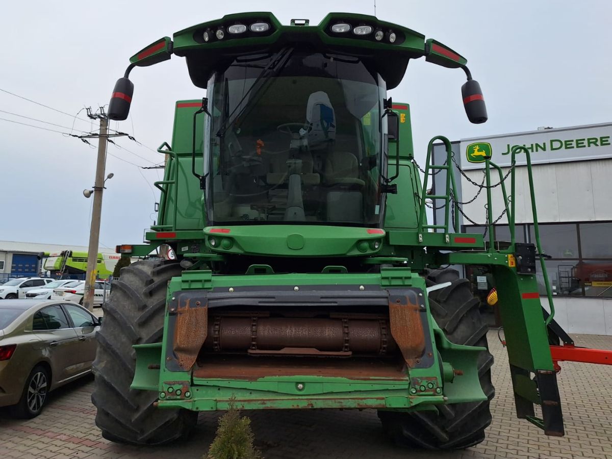 John Deere S770 + Header paioase