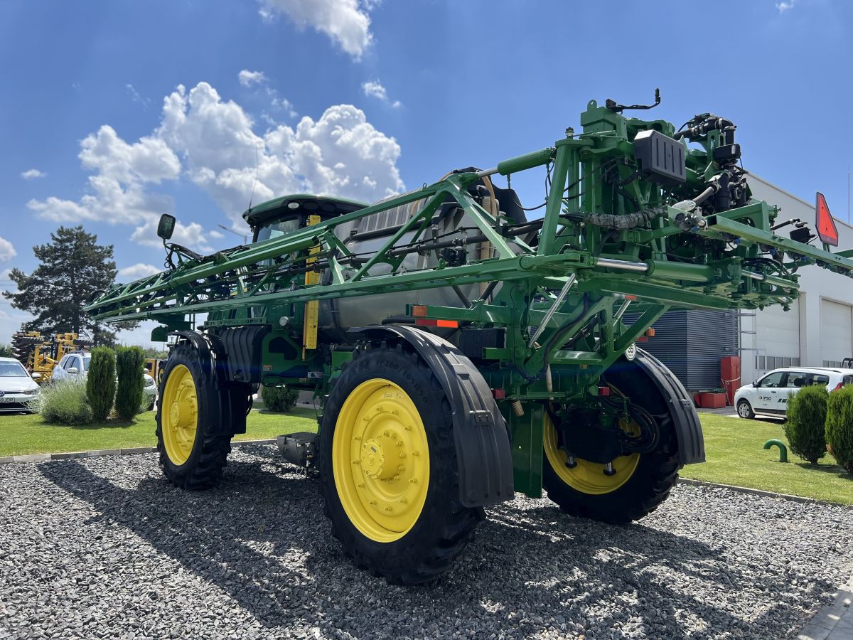 Sprayer John Deere R4045