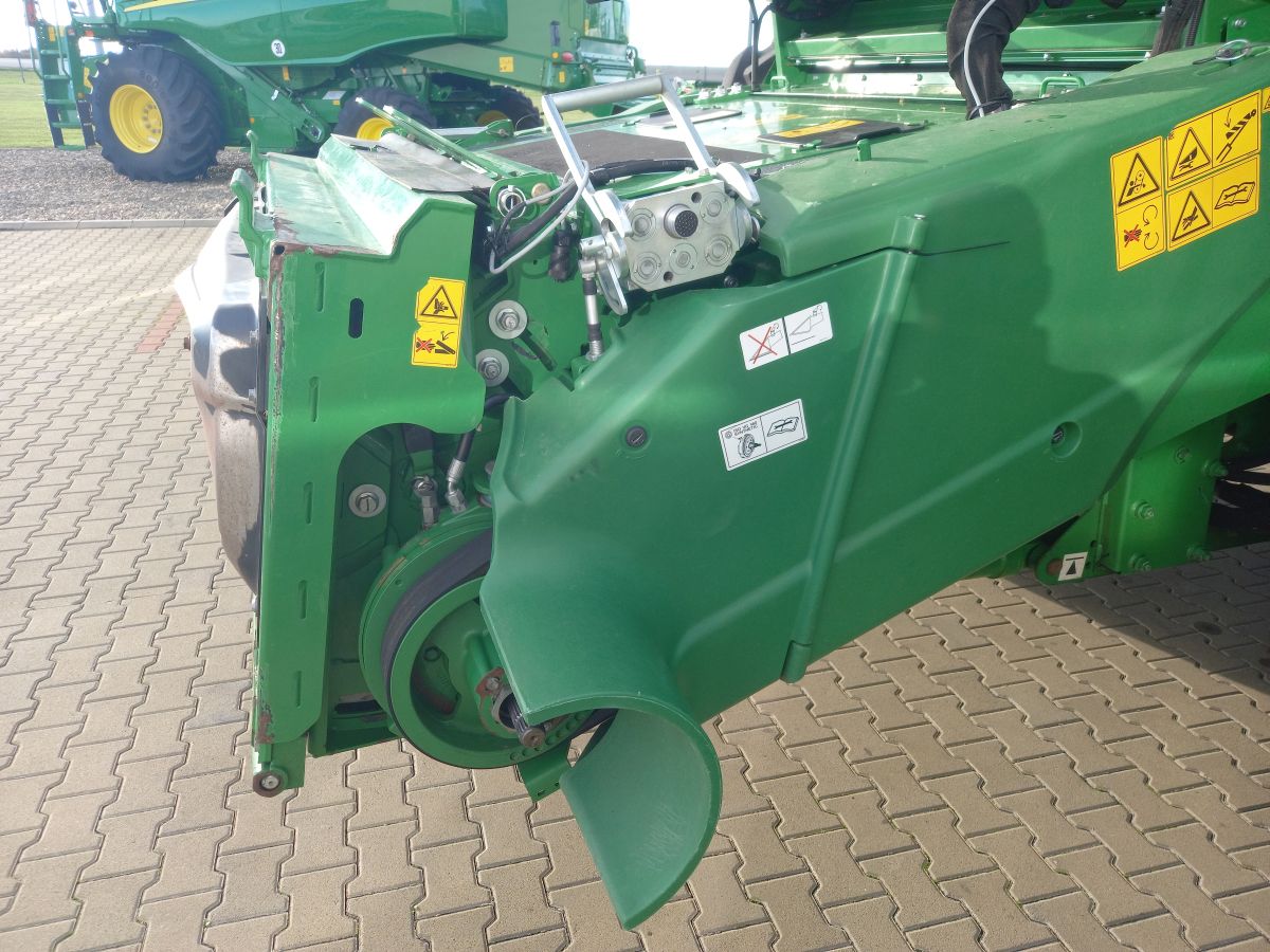 John Deere S770i + Header paioase