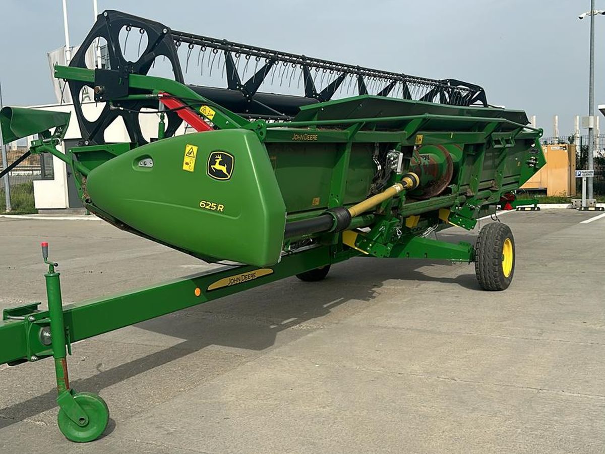 John Deere S770i + Header paioase