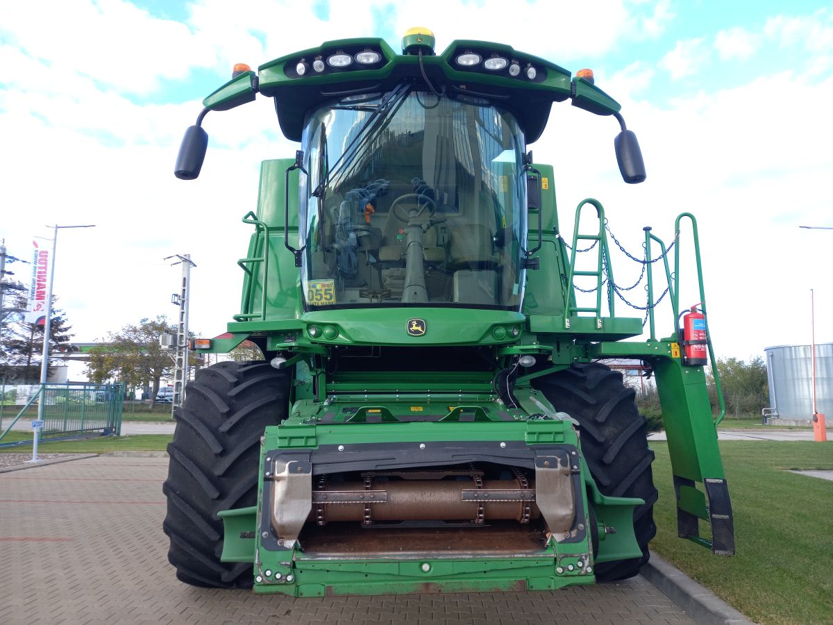 John Deere S770i + Header paioase