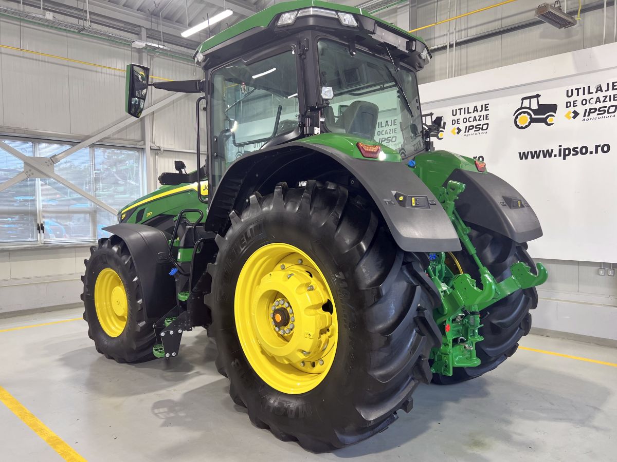 John Deere 8R 310