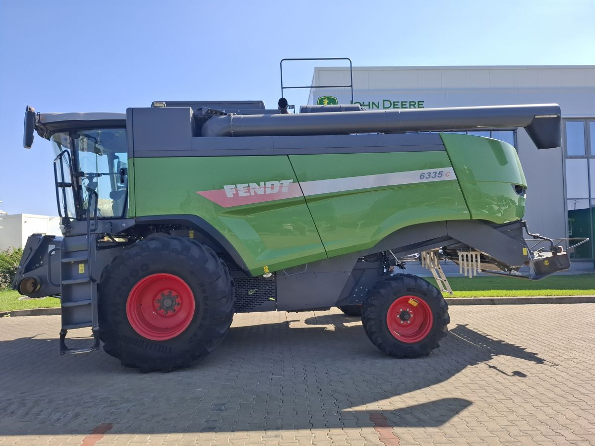 Fendt 6335C + Header paioase