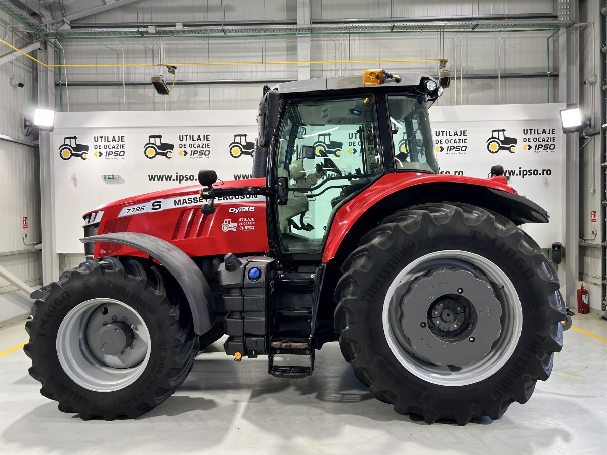 Massey Ferguson 7726