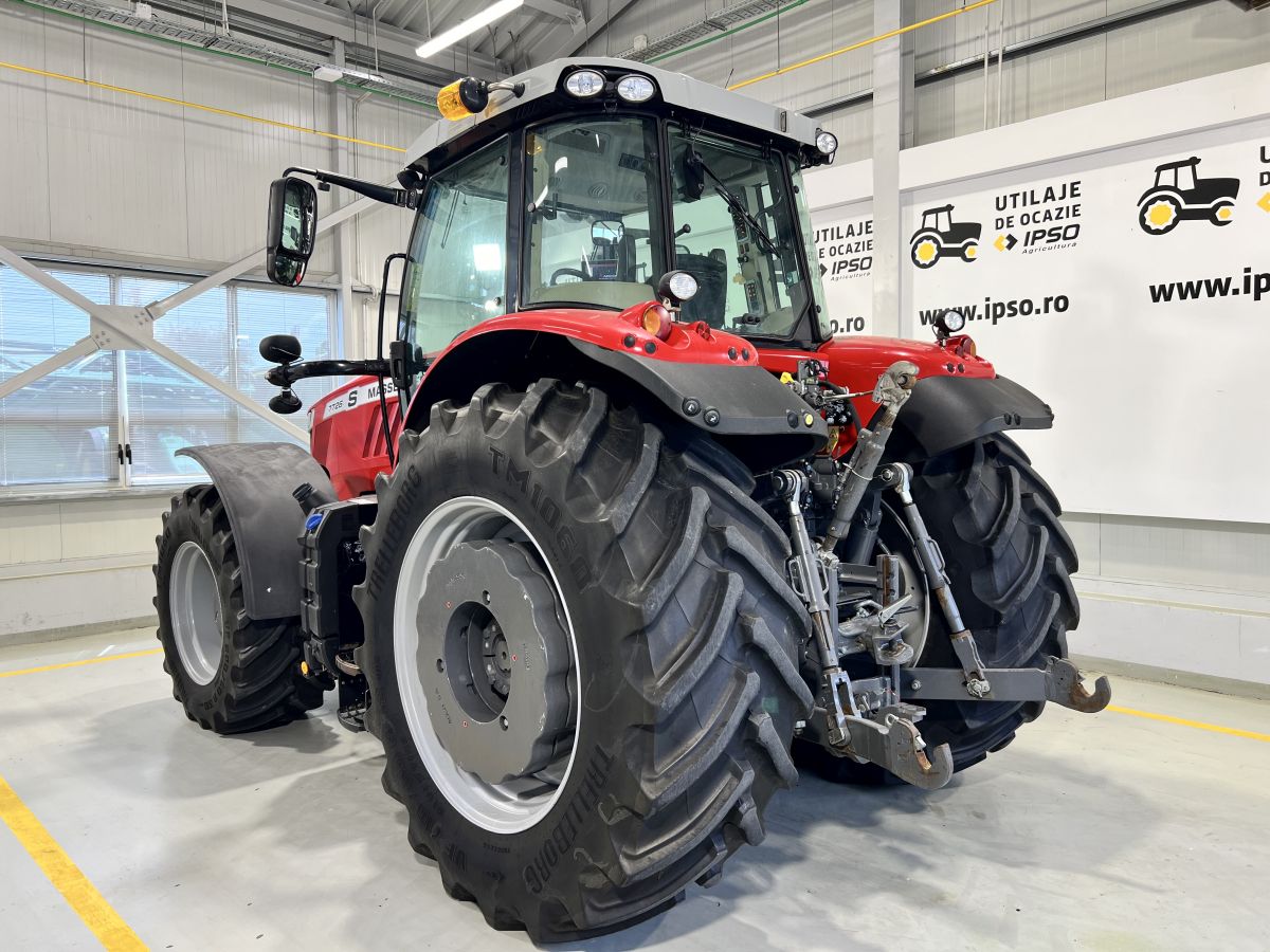 Massey Ferguson 7726