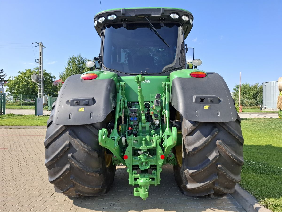 John Deere 8400R