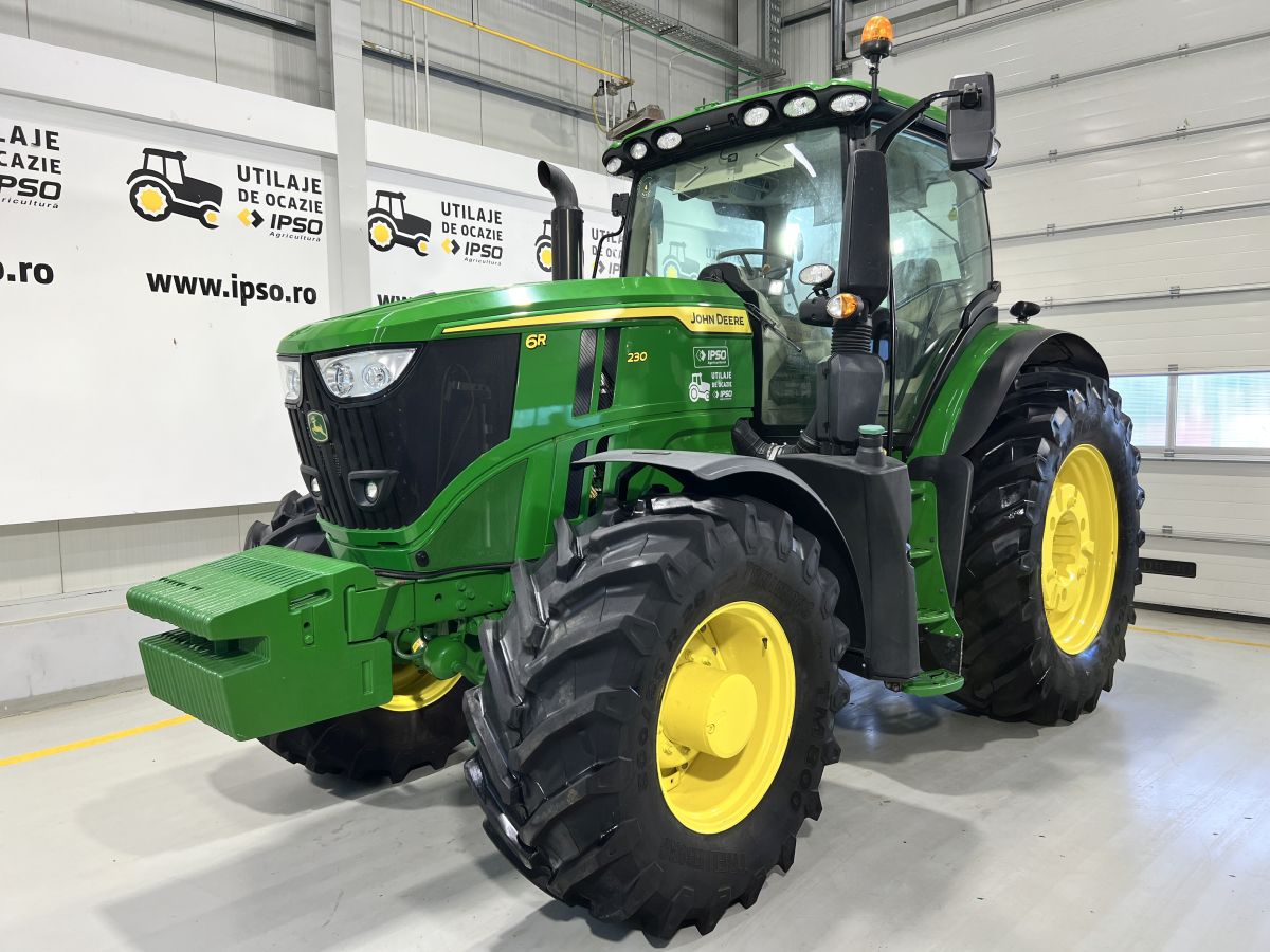 John Deere 6R 230