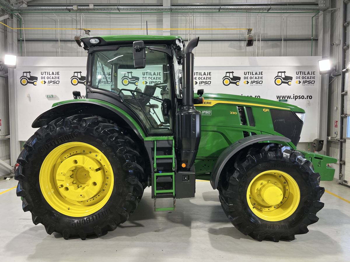 John Deere 6R 230