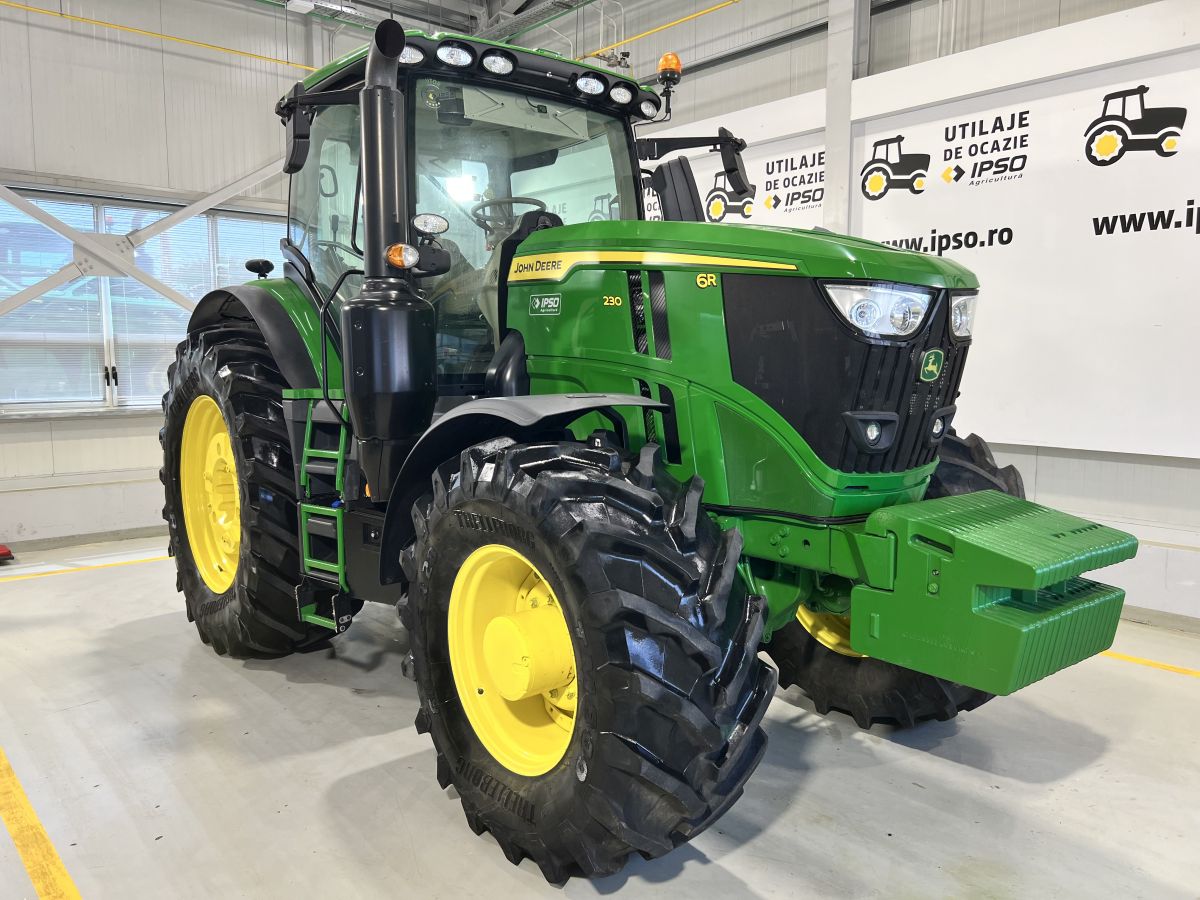 John Deere 6R 230