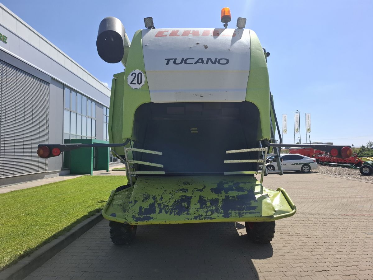 Claas Tucano 320 + Header paioase