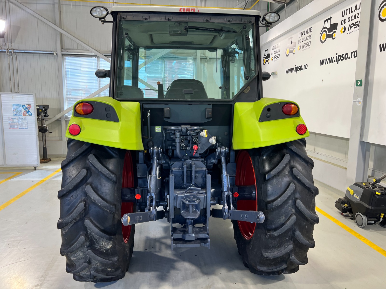 Claas Axos 310