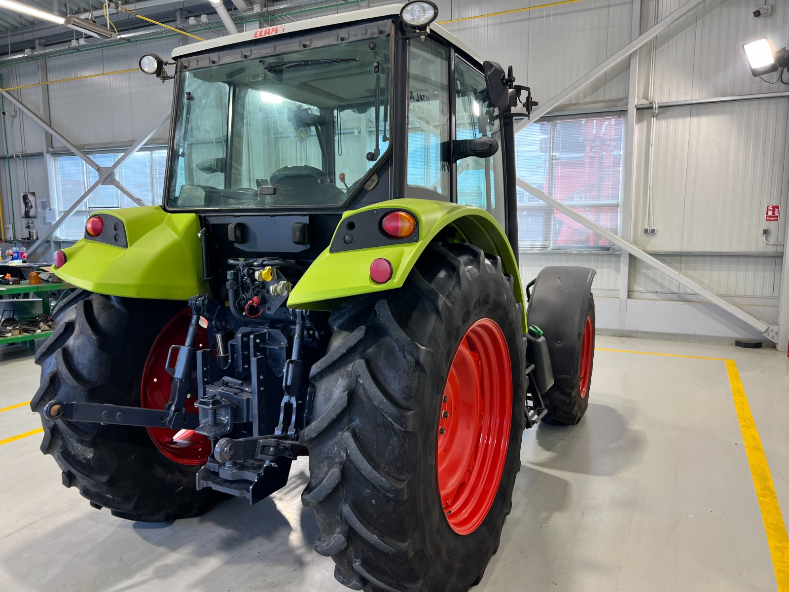 Claas Axos 310