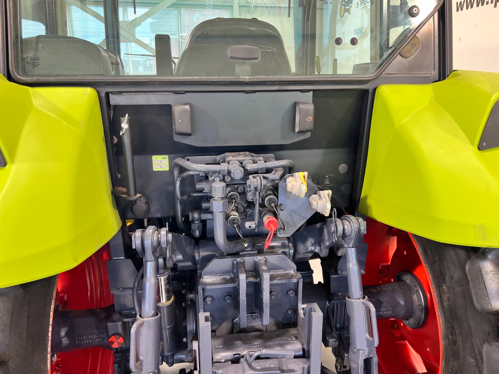 Claas Axos 310