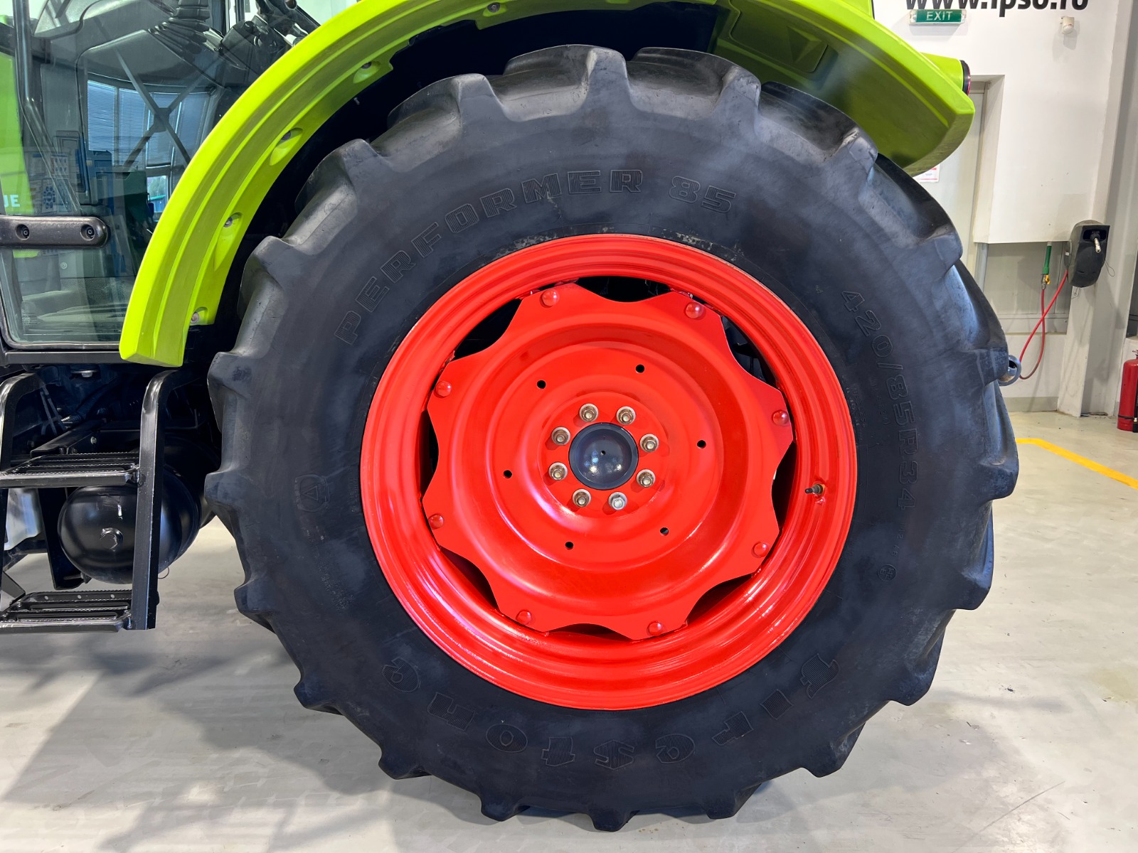 Claas Axos 310