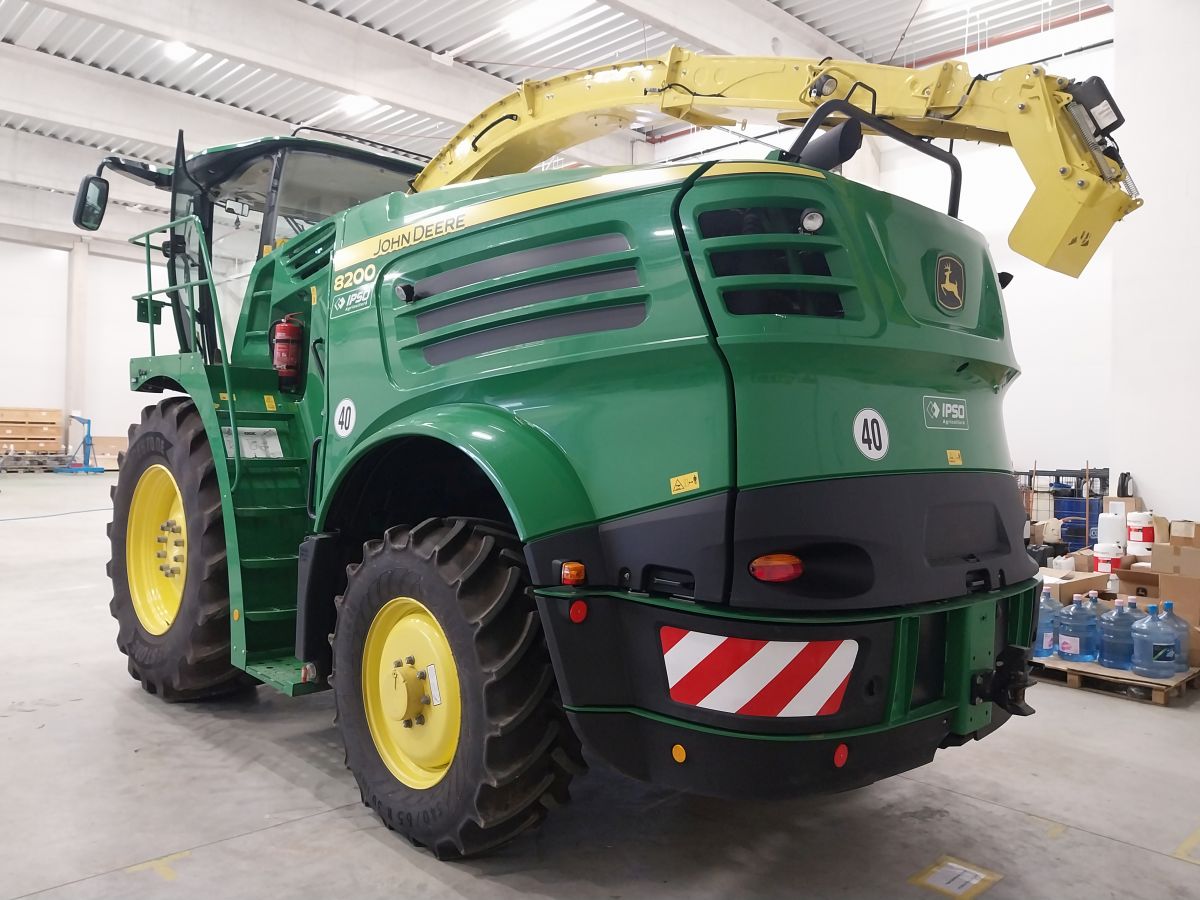 John Deere SPFH 8200 Pro Drive