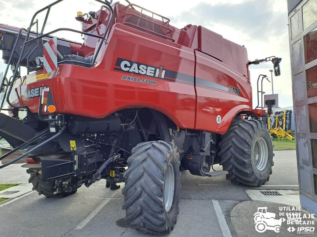 Case 7140 AFS Axial Flow + Header paioase