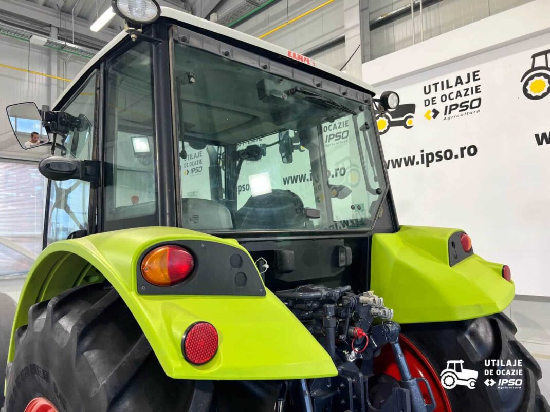 Claas Axos 310