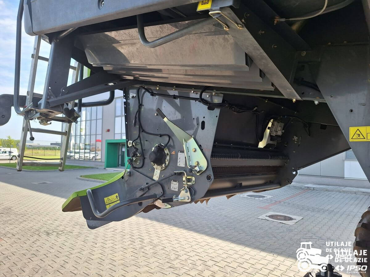 Claas Lexion 750 + Header paioase