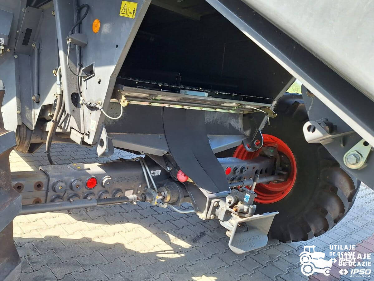Claas Lexion 750 + Header paioase
