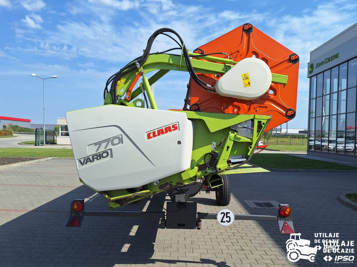 Claas Lexion 750 + Header paioase