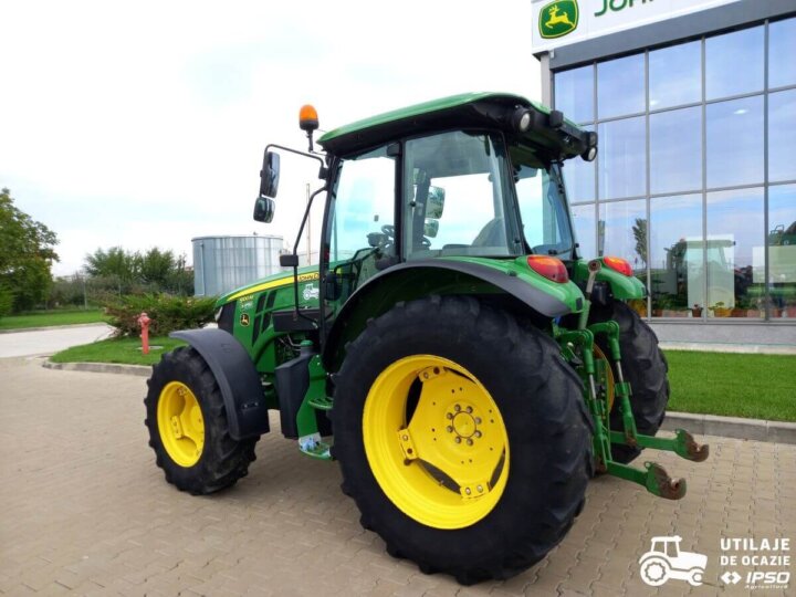 John Deere 5100M 2