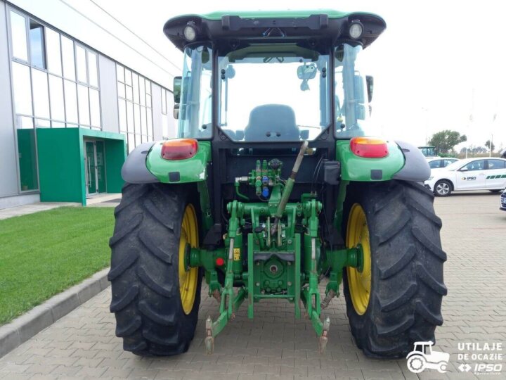 John Deere 5100M 3