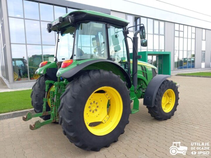 John Deere 5100M 4