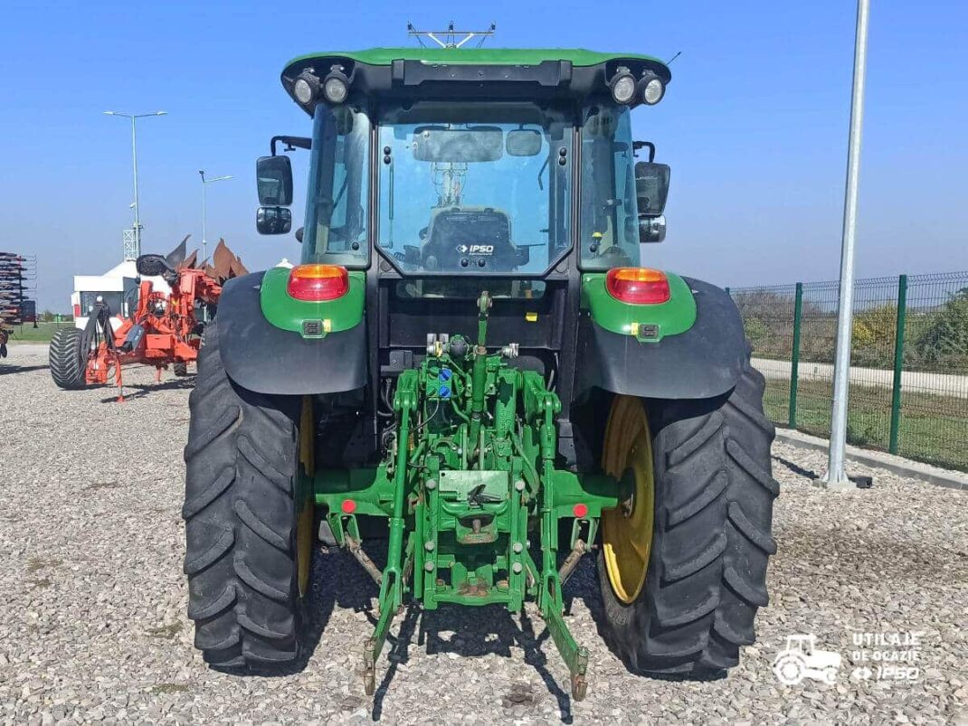 John Deere 6115MC