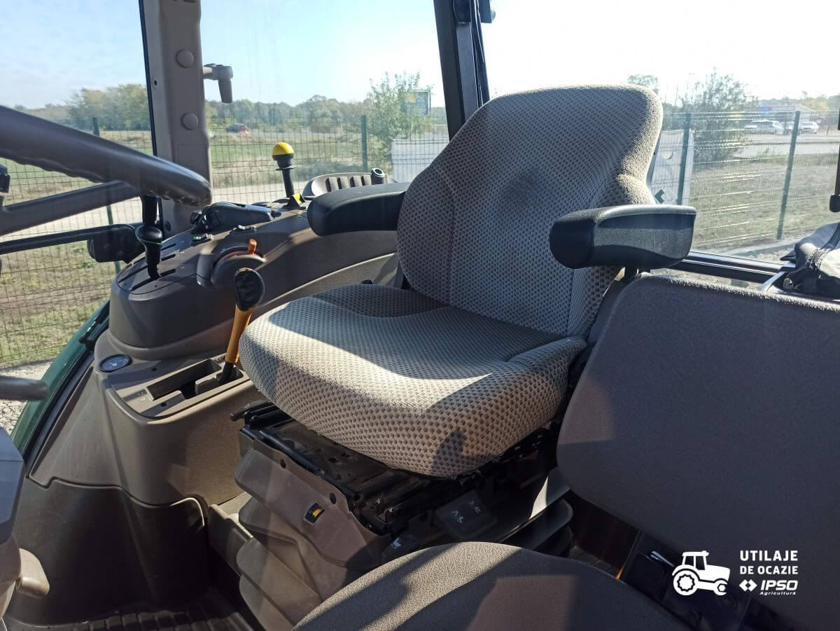 John Deere 6115MC
