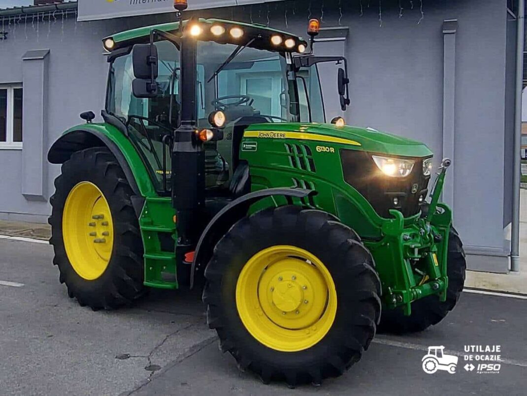 John Deere 6130R