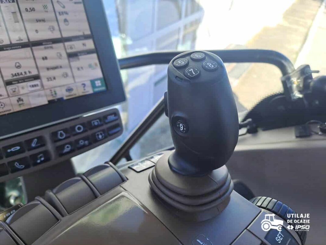 John Deere 6195R