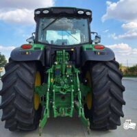 John Deere 6215R 5 1