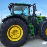 John Deere 6215R 6 1