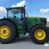 John Deere 6215R 7 1