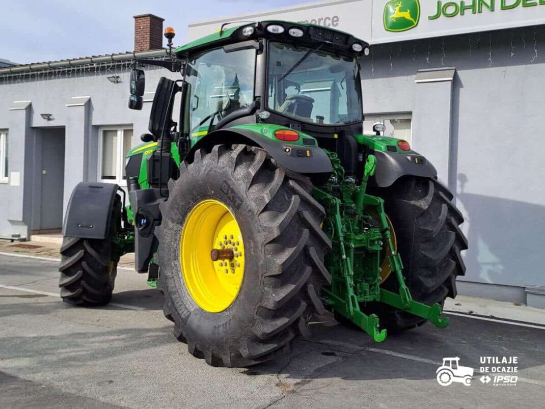 John Deere 6250R