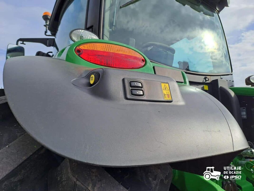John Deere 6250R