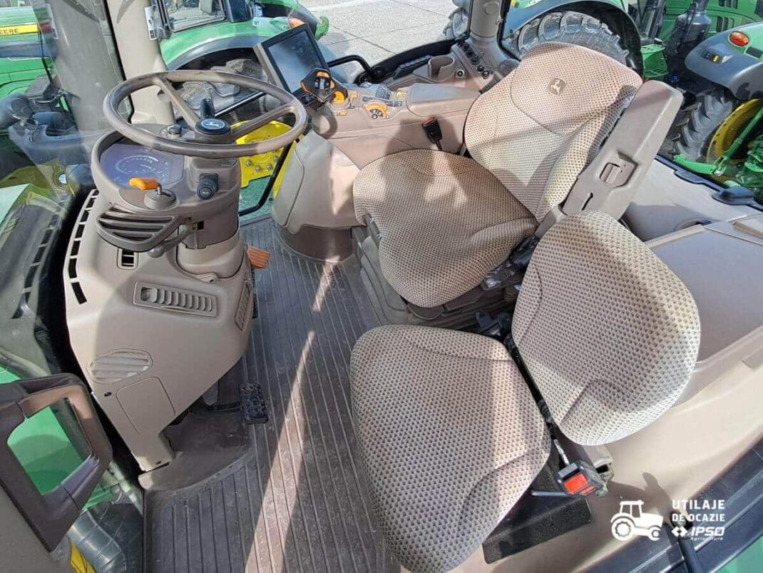 John Deere 6250R