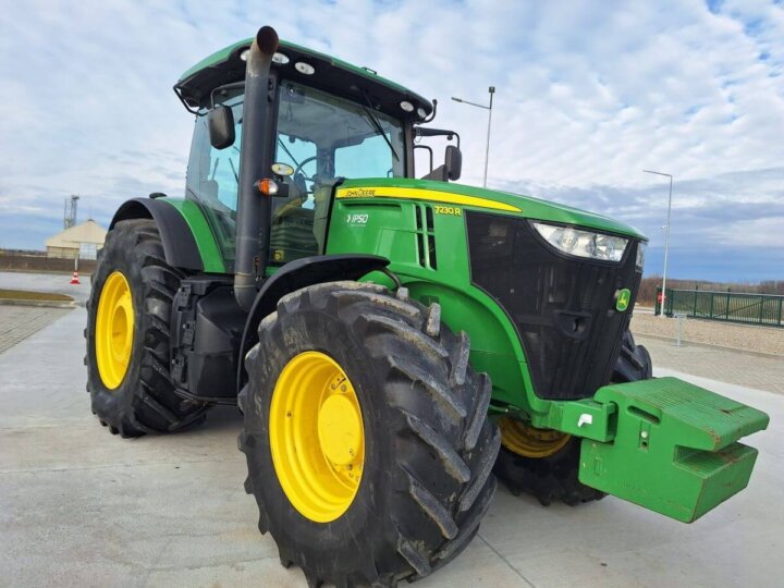 John Deere 7230R 5