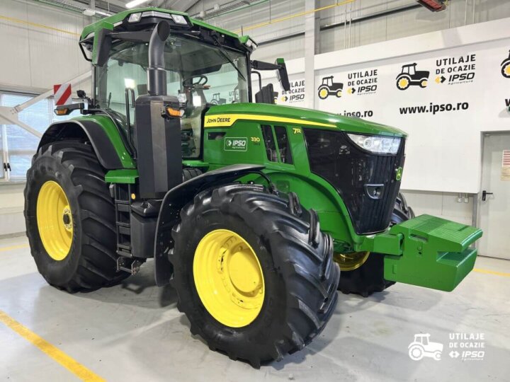 John Deere 7R 330 6 1