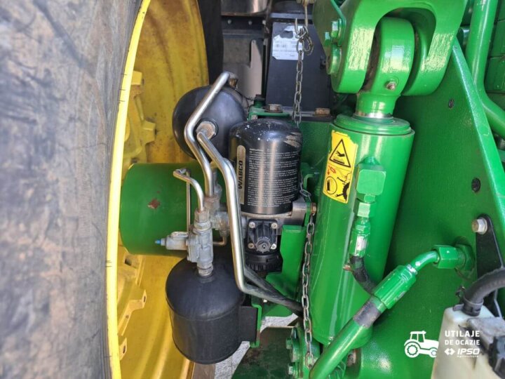 John Deere 8270R 20