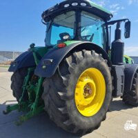 John Deere 8270R 3