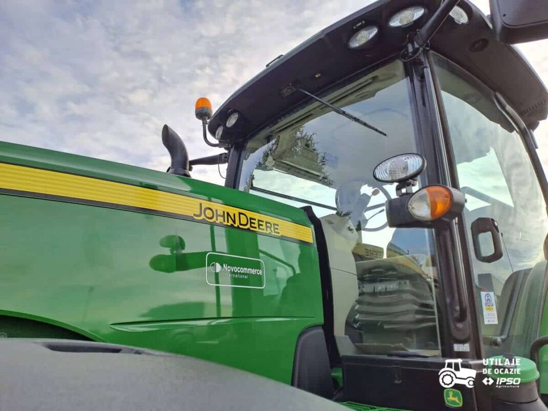 John Deere 8295R