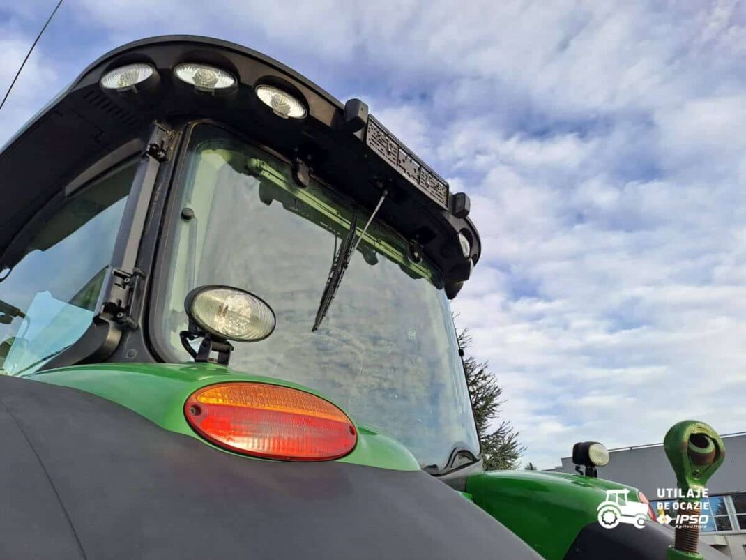 John Deere 8295R