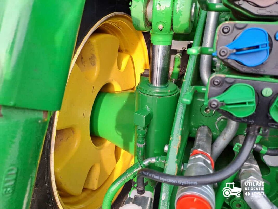 John Deere 8295R