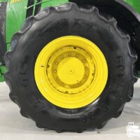 John Deere 8335R 21