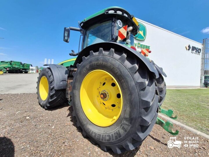 John Deere 8400R 3