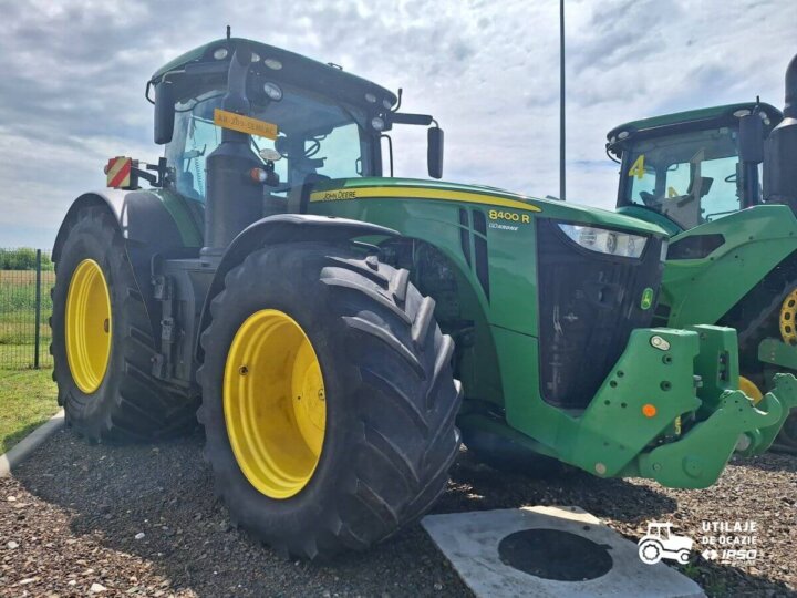 John Deere 8400R 7